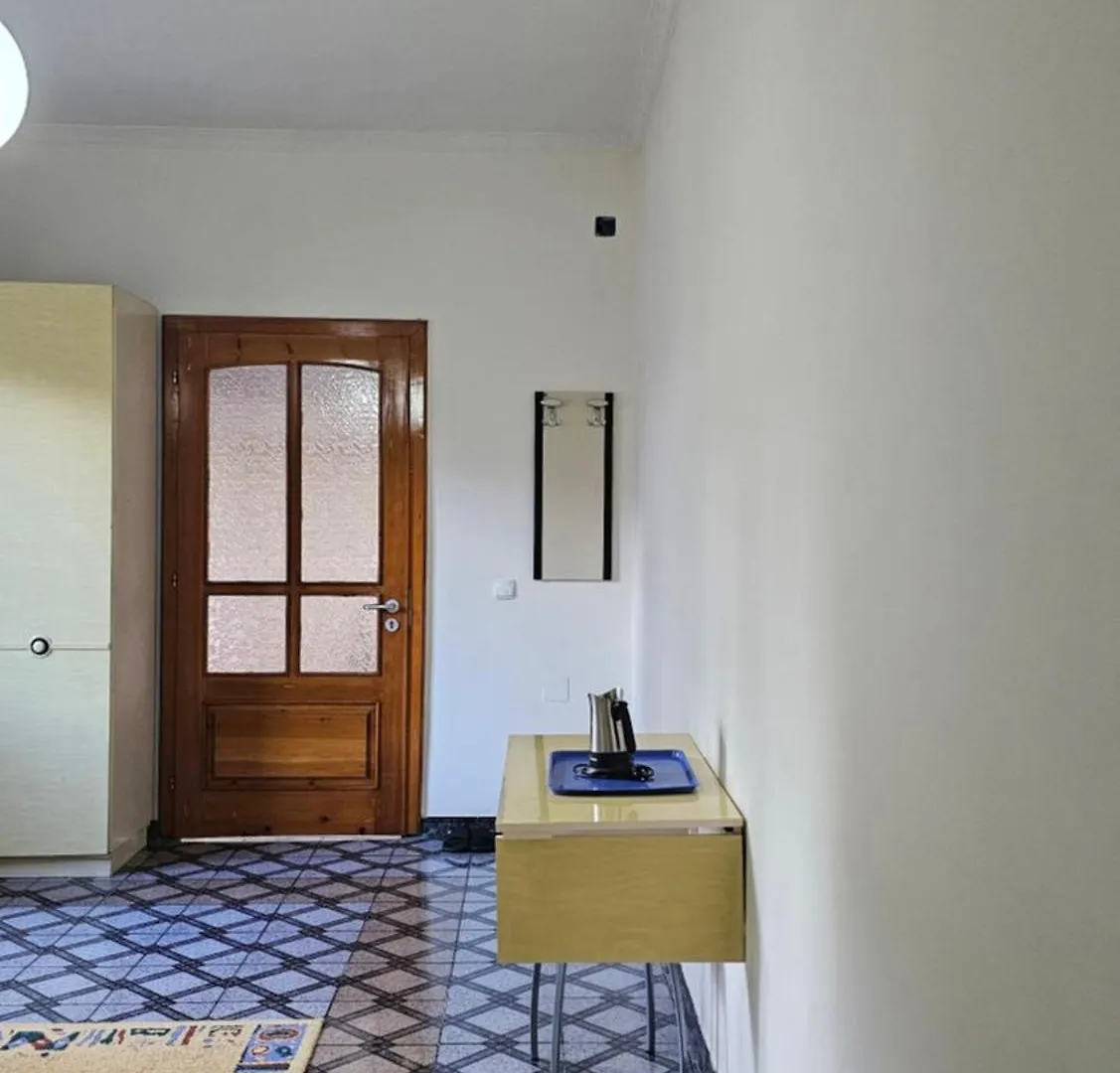Homestay Angie'S Shared Villa Tam Tirana Albania