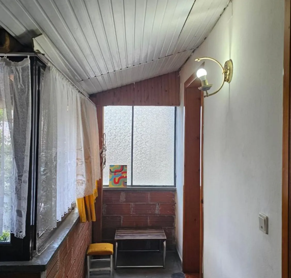 Homestay Angie'S Shared Villa Tam Tirana