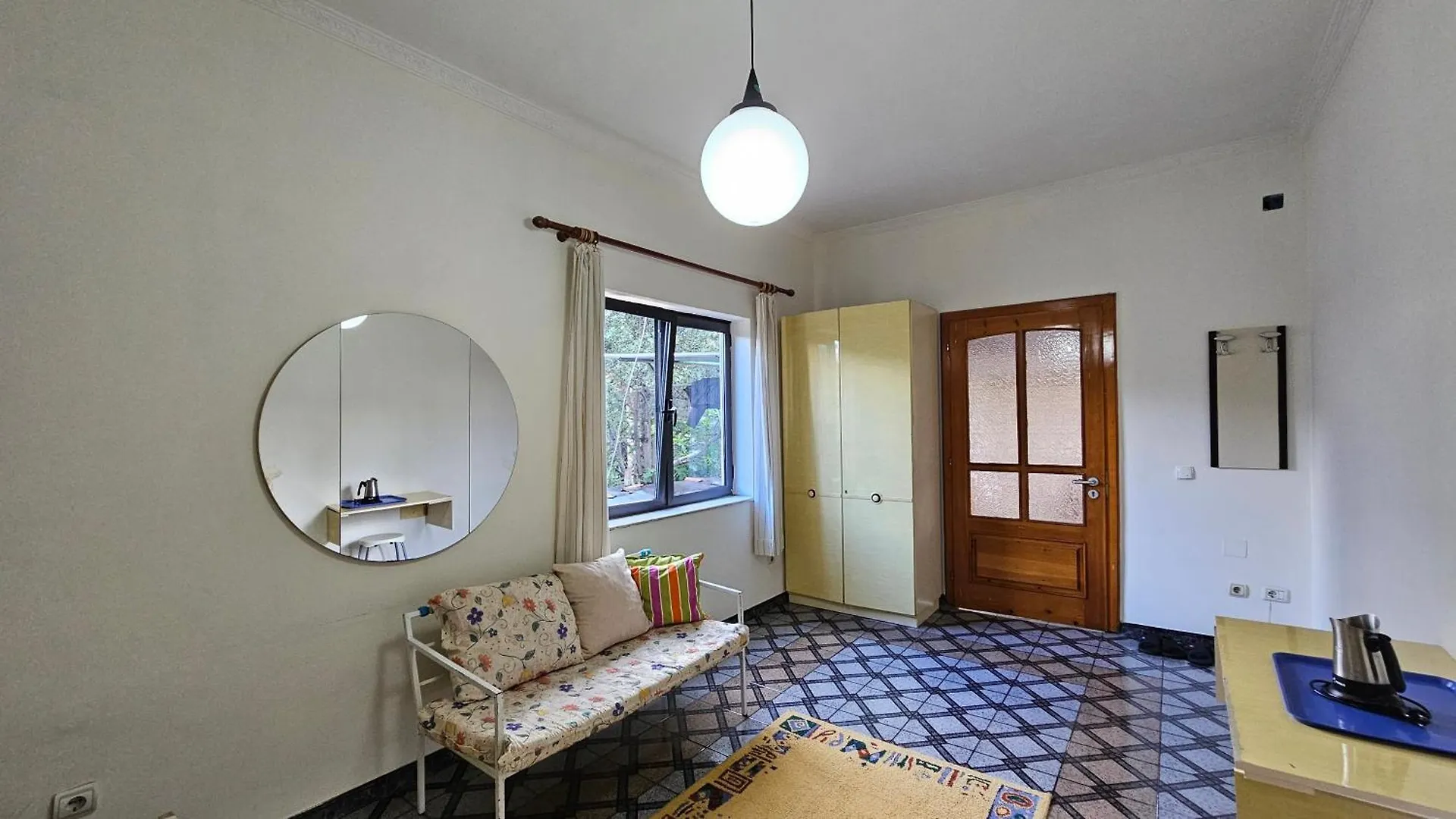 Angie'S Shared Villa Tam Tirana Homestay szállás