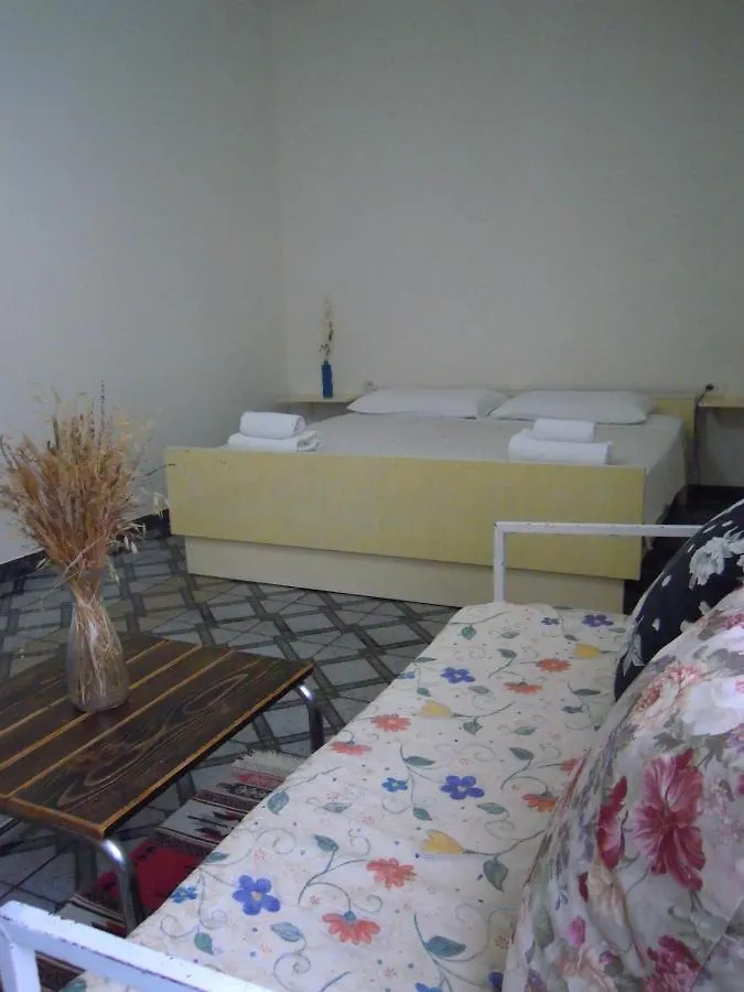 Angie'S Shared Villa Tam Tiran 0*,  Arnavutluk