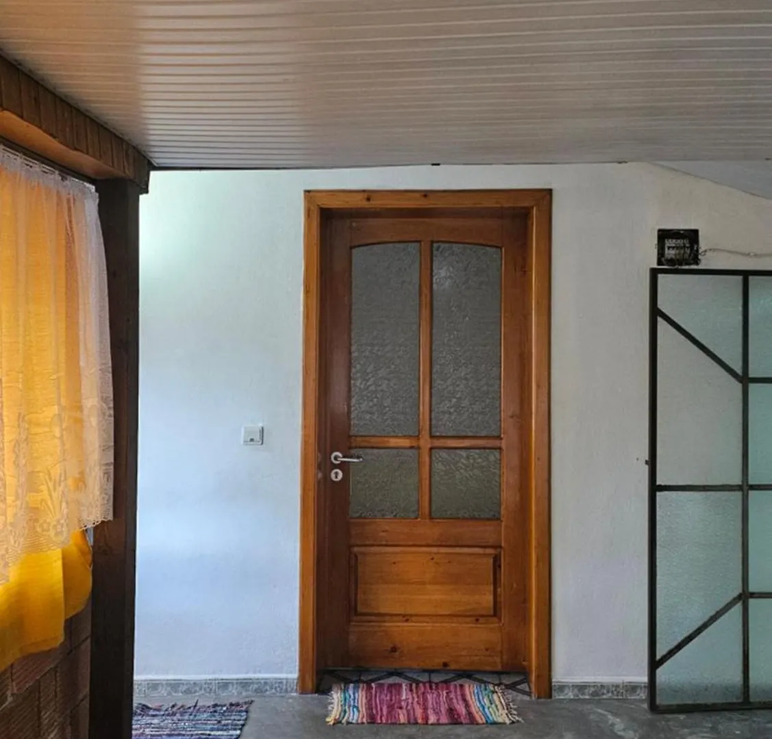 Angie'S Shared Villa Tam Tiran Pansiyon