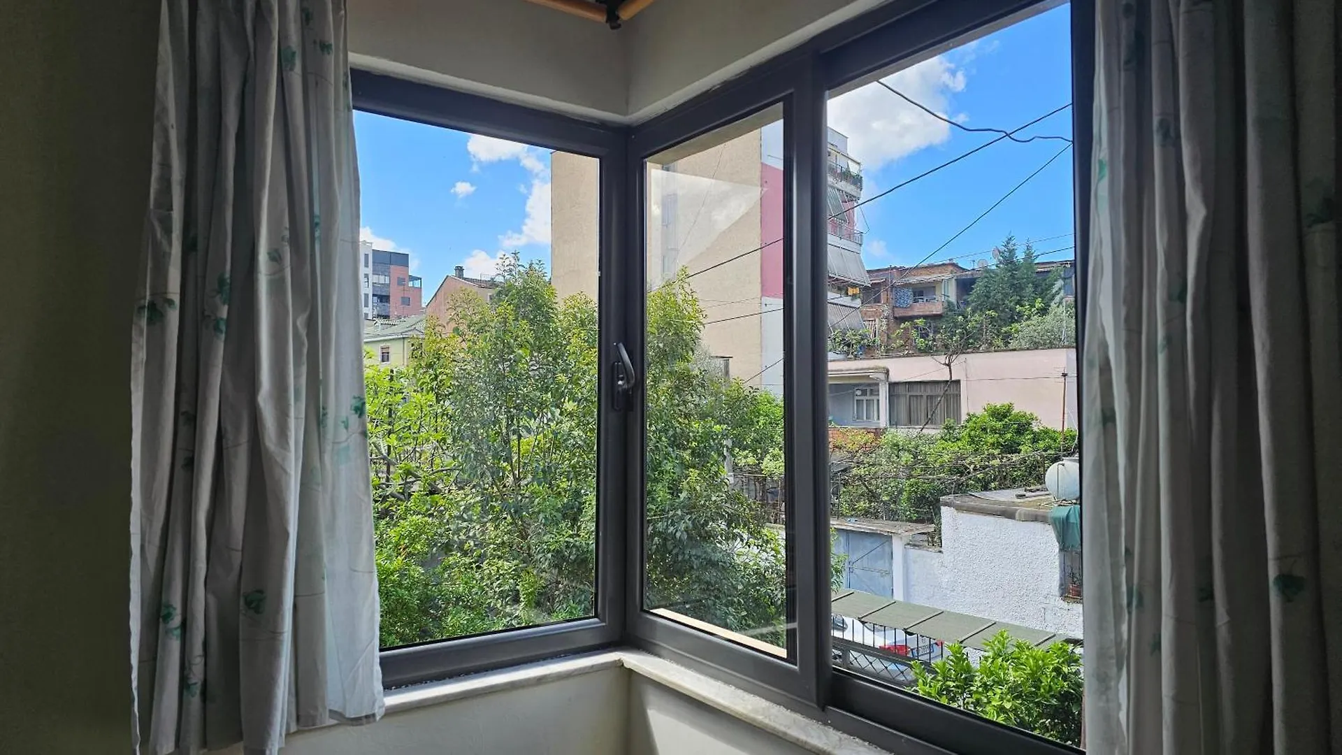 Séjour chez l'habitant Angie'S Shared Villa Tam Tirana