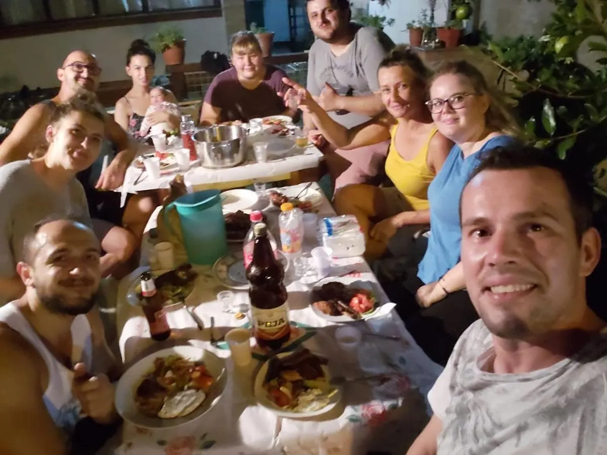 Angie'S Shared Villa Tam Tiran